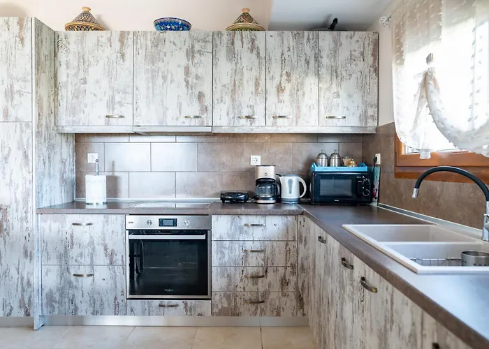 Irini's House أفانتو