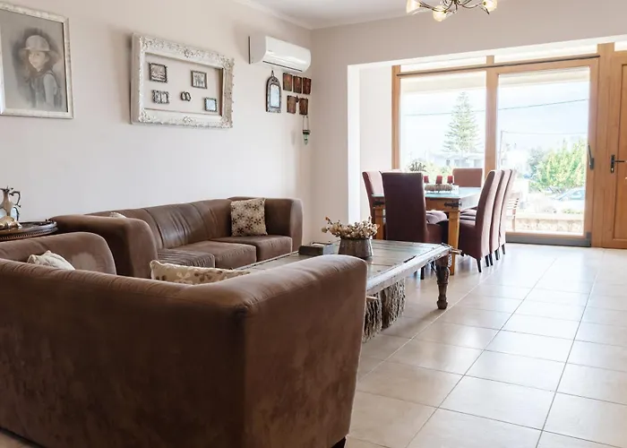 Irini's House Apartman *