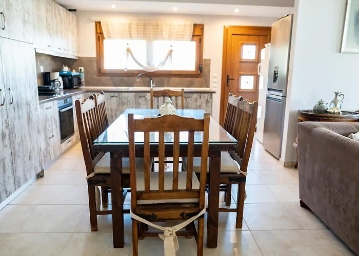 Irini's House Afándu